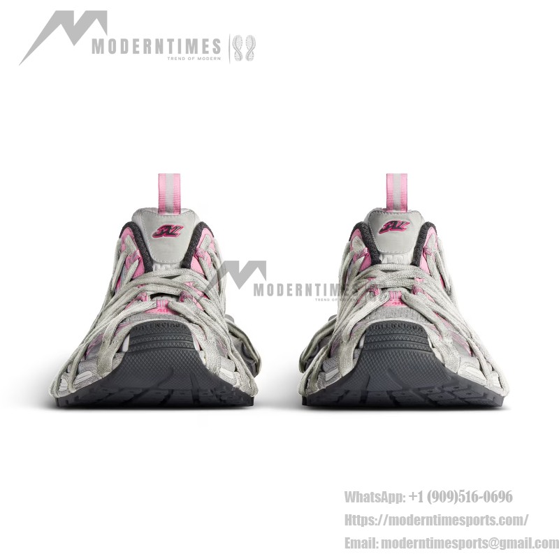 Balenciaga Runner ピンク シルバー – 778697W3XLL9115 Balenciaga ランナー スニーカー 778697W3XLL9115 – ピンク×シルバーのフューチャリスティックメッシュシューズ