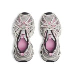 Balenciaga Runner ピンク シルバー – 778697W3XLL9115 Balenciaga ランナー スニーカー 778697W3XLL9115 – ピンク×シルバーのフューチャリスティックメッシュシューズ