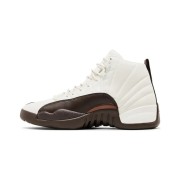 Air Jordan 12 Retro SoleFly FZ5026-100 - Klassisches Weiß mit edlen Barockbraunen Akzenten für einen Premium-Stil