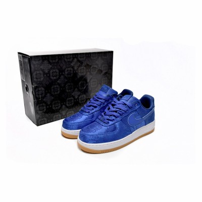 CLOT x ナイキ エア フォース 1 'ロイヤルユニバーシティブルーシルク' - 隠れたパターンとガムソールが特徴の限定ブルーシルクスニーカー | CJ5290-400