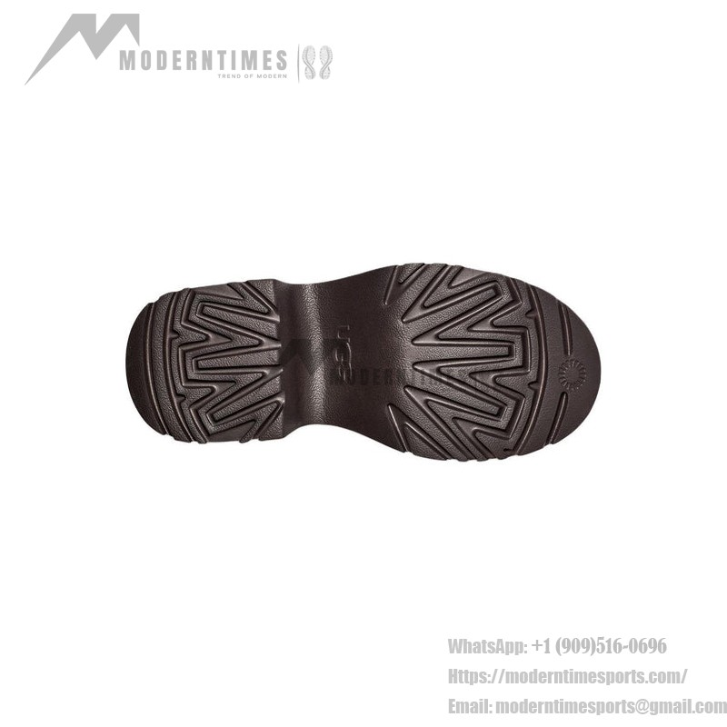 UGG 1158313 W Classic Twin Seam New Heights ブラックスエード プラットフォームブーツ UGG 1158313 W Classic Twin Seam New Heights ブラックスエード プラットフォームブーツ