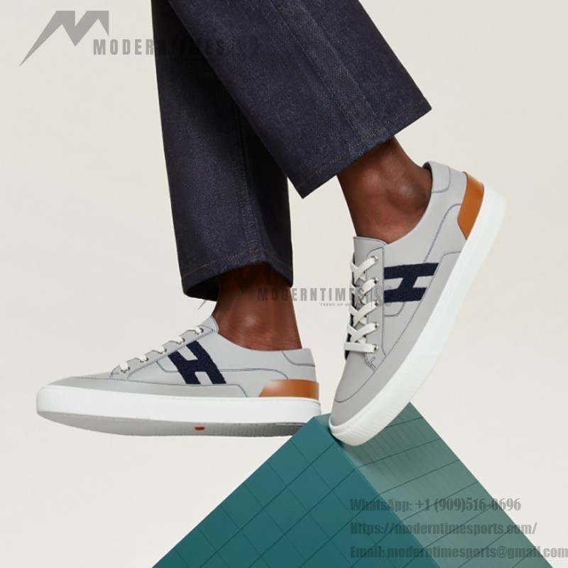 HERMES 그레이 레더 로우탑 스니커즈 유니섹스