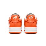 BAPE STA オレンジ&ホワイトパテントレザースニーカー 1H70-191-001-WO オレンジ&ホワイトのパテントレザーデザインのBAPE STAスニーカー、スターのロゴ付き