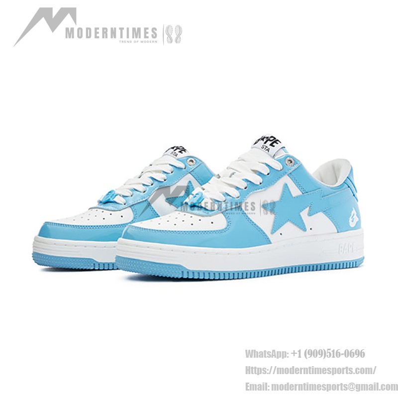 BAPE STA ホワイト&スカイブルーパテントレザースニーカー 1I70-191-002-BLUE ホワイト&スカイブルーパテントレザーデザインのBAPE STAスニーカー、スターのロゴ付き