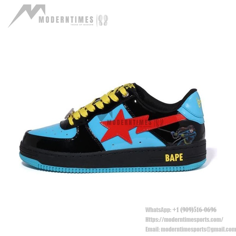 BAPE STA x Marvel ブラック・ウィドウ スニーカー 1I73-191-907 黒、青、赤のデザインが特徴のBAPE STA x Marvel ブラック・ウィドウ スニーカー