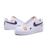 Nike Air Force 1 Low AR7719-100 - 大胆なJust Do Itホワイトエディション Nike Air Force 1 Low AR7719-100 - Just Do Itグラフィックが特徴のホワイトスニーカー