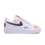 Nike Air Force 1 Low AR7719-100 - 大胆なJust Do Itホワイトエディション Nike Air Force 1 Low AR7719-100 - Just Do Itグラフィックが特徴のホワイトスニーカー