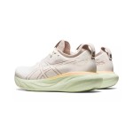 ASICS Gel-Nimbus 25 1012B356-100 レディースランニングシューズ ASICS Gel-Nimbus 25 1012B356-100 クリームファーンのレディースランニングシューズ