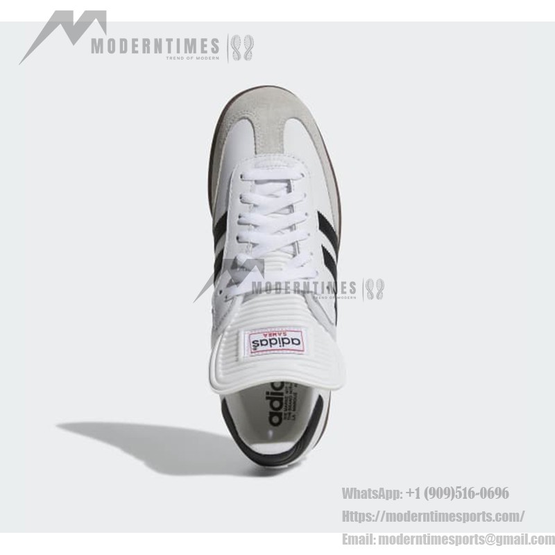 Adidas Samba Classic 772109 – レトロホワイトスニーカー ブラックストライプ付き Adidas Samba Classic 772109 ハイトップホワイトスニーカー ブラックストライプとガムソール付き