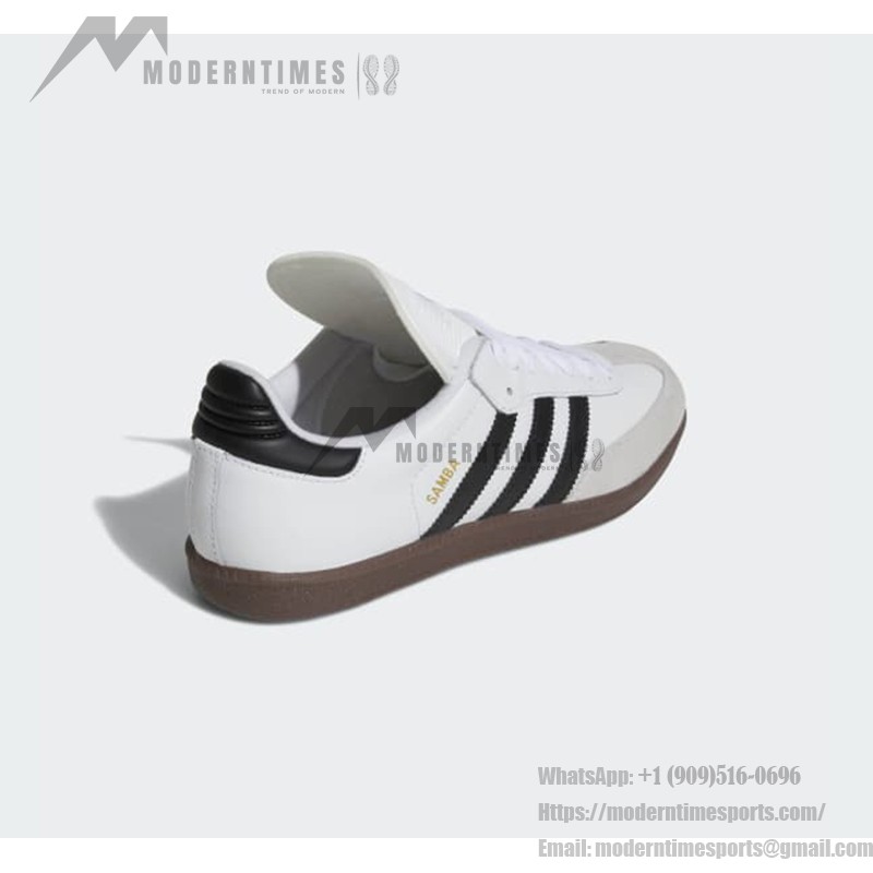 Adidas Samba Classic 772109 – レトロホワイトスニーカー ブラックストライプ付き Adidas Samba Classic 772109 ハイトップホワイトスニーカー ブラックストライプとガムソール付き