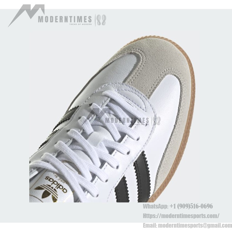 Adidas Samba Decon IF0642 - ホワイトレザースニーカー Adidas Samba Decon IF0642 ホワイトレザースニーカー ブラックストライプ ガムソール