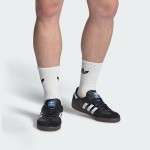 Adidas Samba OG B75807 - Black Sneakers with Silver Stripes Adidas Samba OG B75807 Black Leather Sneakers with Silver Stripes and Gum Sole