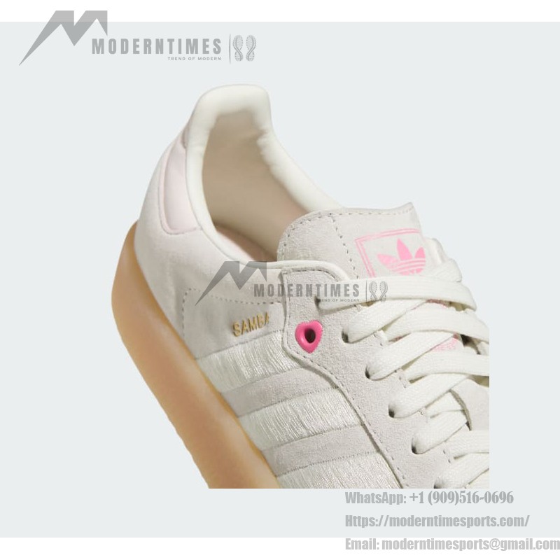 Adidas Samba OG ID1104 - Beige Sneakers with Pink Accents Adidas Samba OG ID1104 Beige Sneakers with Pink Accents and Gum Sole