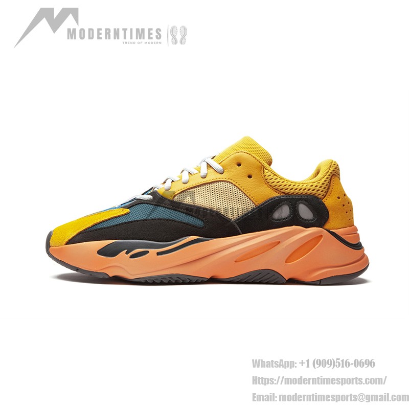 アディダス Yeezy Boost 700 Sun GZ6984 - 大胆で快適なスニーカー アディダス Yeezy Boost 700 Sun GZ6984 - 鮮やかなイエロースニーカーと快適なクッション性