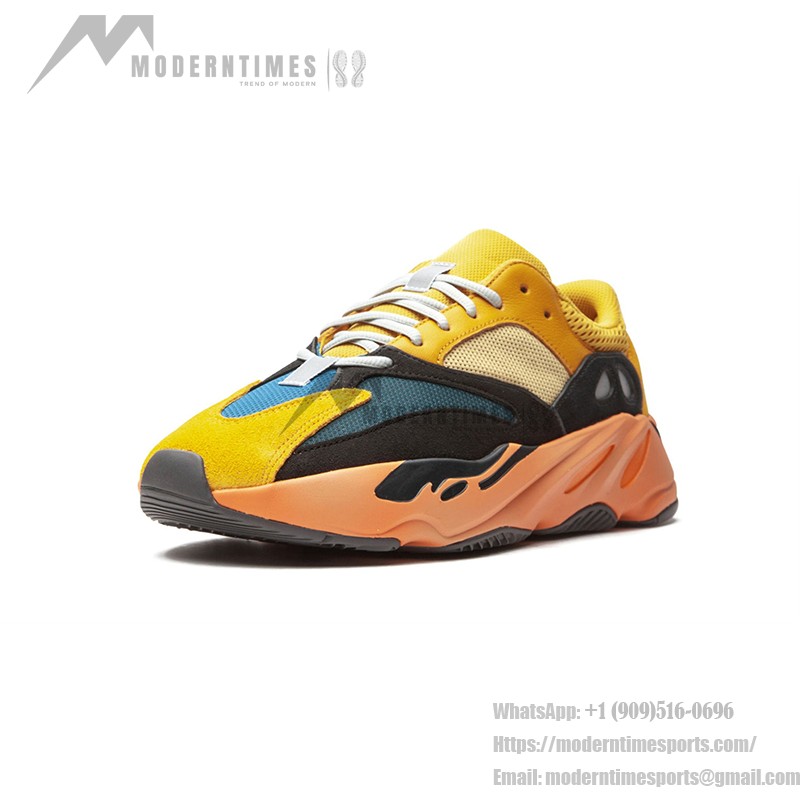 アディダス Yeezy Boost 700 Sun GZ6984 - 大胆で快適なスニーカー アディダス Yeezy Boost 700 Sun GZ6984 - 鮮やかなイエロースニーカーと快適なクッション性