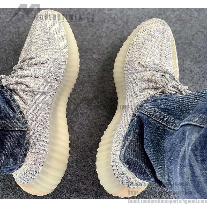 Adidas Yeezy Boost 350 V2 "Antlia Reflective" リフレクティブスニーカー Adidas Yeezy Boost 350 V2 "Antlia Reflective" 限定版スニーカー