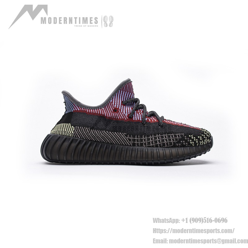アディダス イージーブースト 350 V2 "Yecheil Reflective" マルチカラースニーカー アディダス イージーブースト 350 V2 "Yecheil Reflective" FX4145 - 限定版反射スニーカー