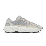 アディダス Yeezy Boost 700 V2 Cream GY7924 - スタイリッシュで快適なスニーカー アディダス Yeezy Boost 700 V2 Cream GY7924 - 洗練されたクリームスニーカーと快適なクッション性