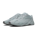Adidas Yeezy Boost 700 V2 Hospital Blue FV8424 - 快適なブルースニーカー Adidas Yeezy Boost 700 V2 Hospital Blue FV8424 - ソフトブルーカラーのスニーカー