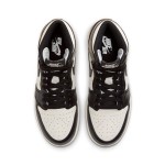 AJ1 Nike Air Jordan 1 Retro High OG GS Dark Mocha AJ1 Nike Air Jordan 1 Retro High OG GS Dark Mocha 上部ビュー