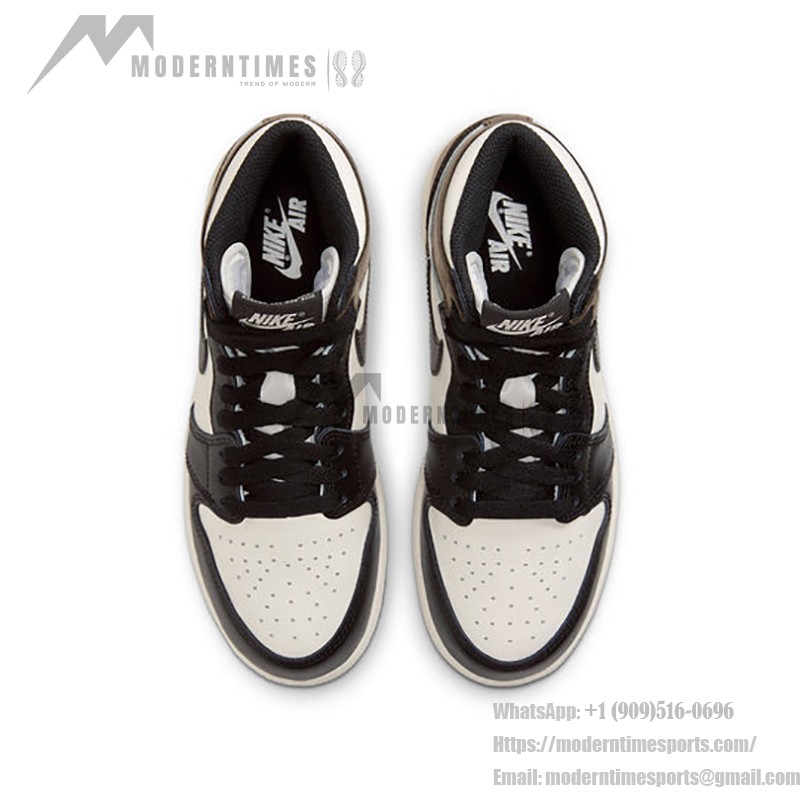 AJ1 Nike Air Jordan 1 Retro High OG GS Dark Mocha AJ1 Nike Air Jordan 1 Retro High OG GS Dark Mocha 上部ビュー