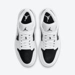 Air Jordan 1 Low 'Panda' DC0774-100 Air Jordan 1 Low 'Panda' DC0774-100 - ブラックとホワイトのスニーカー