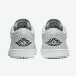 クラシックな白と青のAir Jordan 1 Low DC9036-100スニーカー
