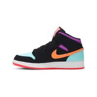 ir Jordan 1 Mid グレーと黒の配色 スタイリッシュなクラシックバスケットボールスニーカー 554725-083 - モダンデザインと快適さの融合