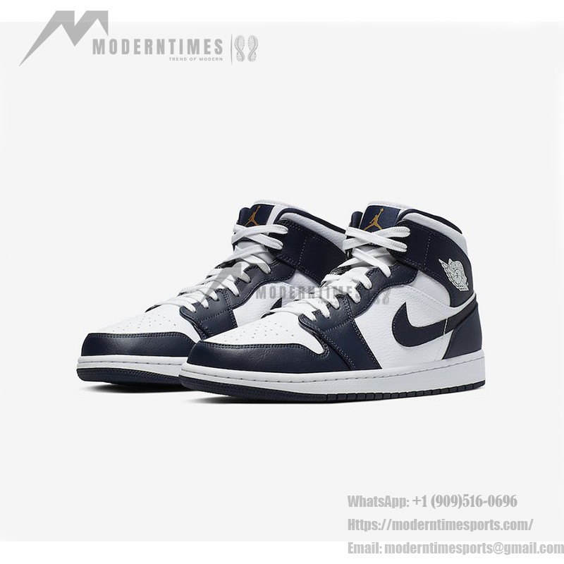 Air Jordan 1 Mid クラシックな赤と白のスニーカー 赤と白の配色のAir Jordan 1 Mid - レトロバスケットボールスニーカー