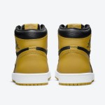 Air Jordan 1 High OG Pollen 555088-701 - Classic Yellow and Black High-Quality Design Air Jordan 1 High OG Pollen 555088-701 in Classic Yellow and Black Colorway