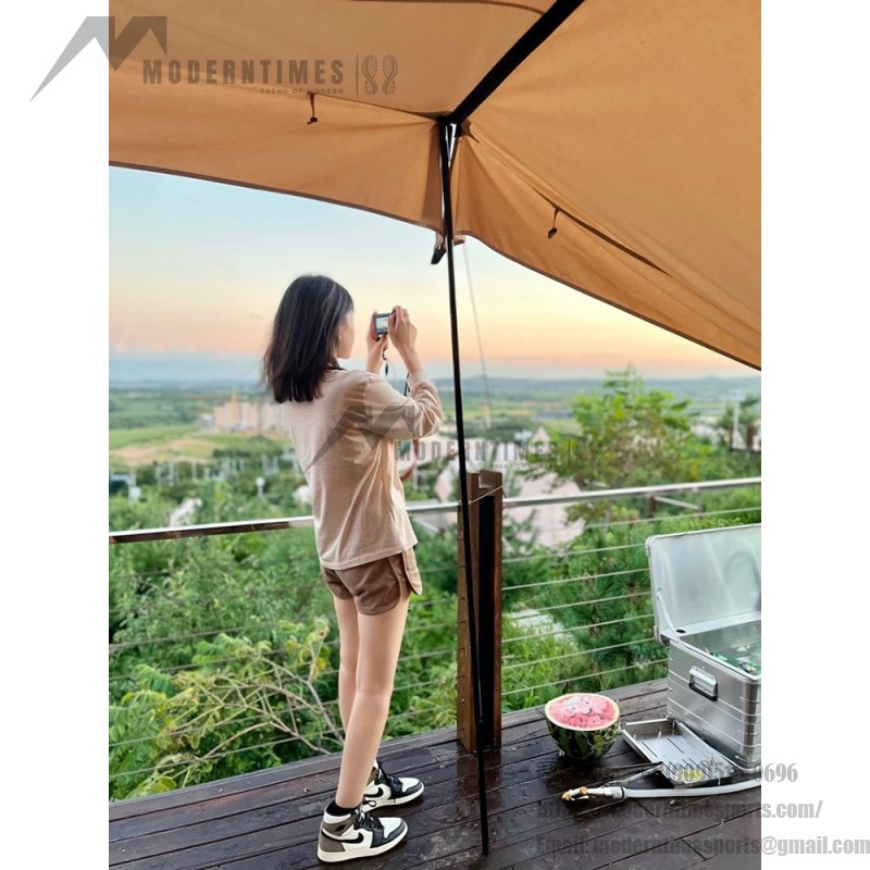 Air Jordan 1 Retro High OG Light Smoke Grey Men's Shoes - White and Grey Side Profile