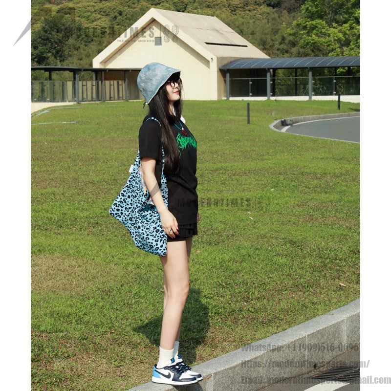 Air Jordan 1 Retro Low OG Obsidian UNC Men's Shoes Side View