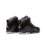 Air Jordan 10 “Stealth” 310805-003 クラシックスニーカー Air Jordan 10 “Stealth” 310805-003 - マットブラックとグレーアクセント