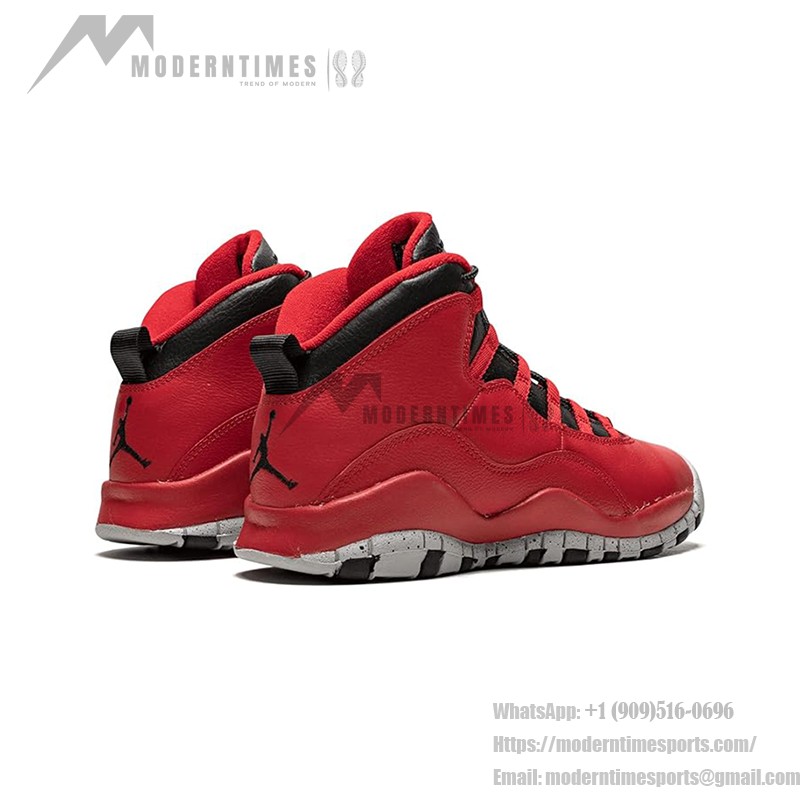 Air Jordan 10 Retro “Bulls Over Broadway” 705179-601 クラシックスニーカー Air Jordan 10 Retro “Bulls Over Broadway” 705179-601 - レッド、ブラック&グレーのスプラッシュソール