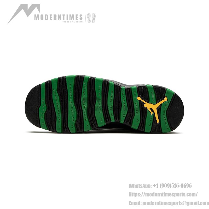Air Jordan 10 Retro (Big Kids) 310806-137 クラシックバスケットボールスニーカー Air Jordan 10 Retro (Big Kids) 310806-137 - ホワイト、ブラック&グリーンデザイン