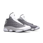 Air Jordan 13 Retro "Atmosphere Grey" 414571-016 - ミニマルグレーのクラシック Air Jordan 13 Retro "Atmosphere Grey" 414571-016 - グレーのレザーとスエードのスニーカー