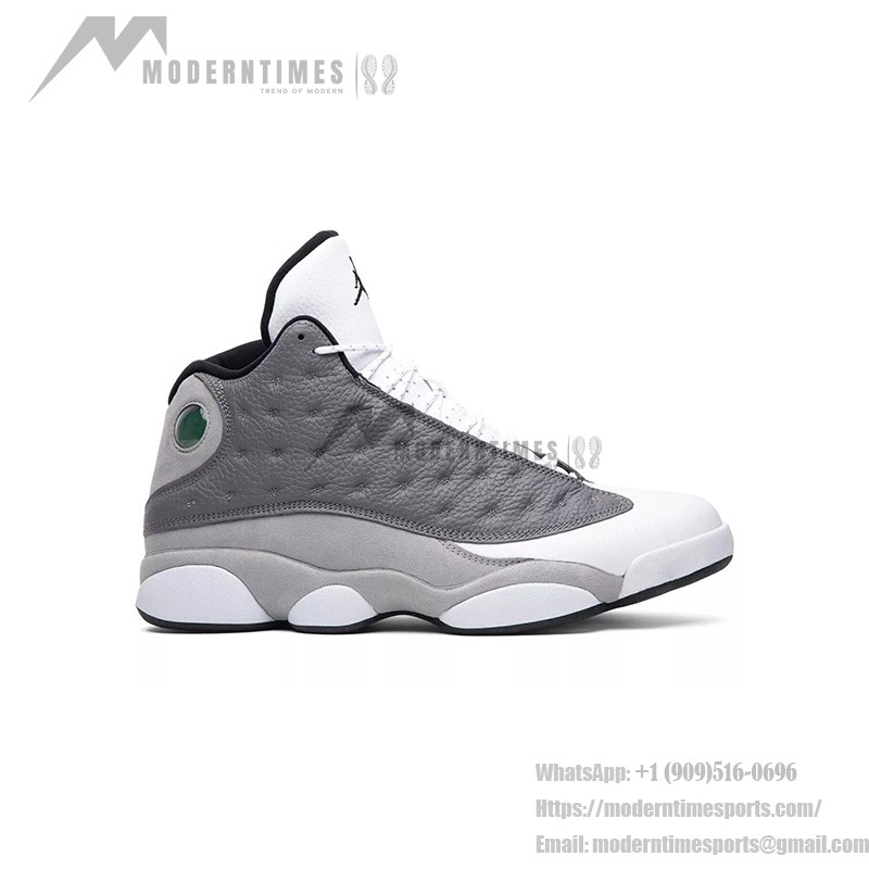 Air Jordan 13 Retro "Atmosphere Grey" 414571-016 - ミニマルグレーのクラシック Air Jordan 13 Retro "Atmosphere Grey" 414571-016 - グレーのレザーとスエードのスニーカー