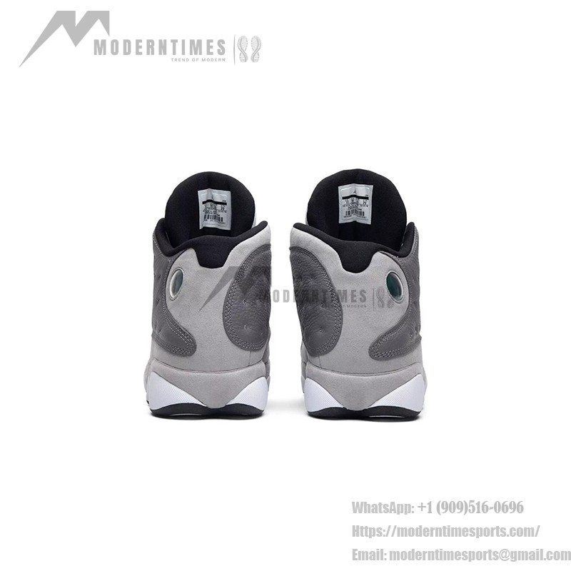 Air Jordan 13 Retro "Atmosphere Grey" 414571-016 - ミニマルグレーのクラシック Air Jordan 13 Retro "Atmosphere Grey" 414571-016 - グレーのレザーとスエードのスニーカー