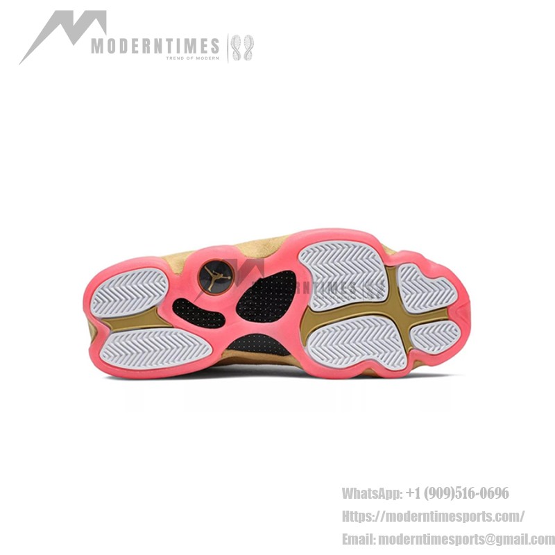 Air Jordan 13 Retro "Chinese New Year" CW4409-100 - エレガントなフェスティブデザイン Air Jordan 13 Retro "Chinese New Year" CW4409-100 - アイボリーとピンクのスニーカー