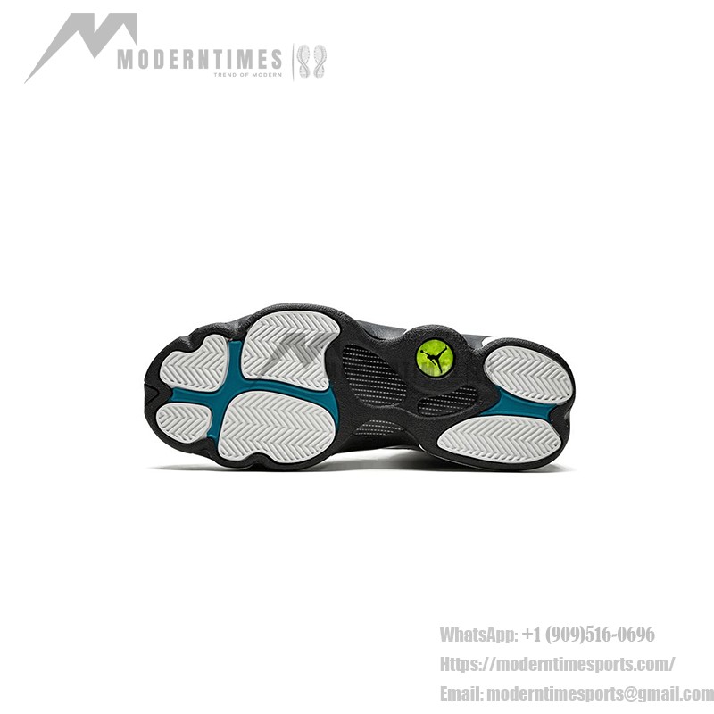 Air Jordan 13 Retro "Barons" 414571-115 - クラシックな白黒スタイル Air Jordan 13 Retro "Barons" 414571-115 - ホワイトレザーと光沢ブラックのスニーカー