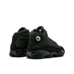 Air Jordan 13 Retro "Black Cat" 414571-011 - パンサーのエレガンスから着想を得たデザイン Air Jordan 13 Retro "Black Cat" 414571-011 - マットブラックのスエードとメッシュスニーカー