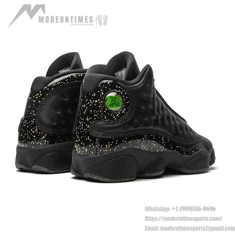 Air Jordan 13 Retro "Black Metallic Gold" DC9443-007 - 高級感あふれるブラック&ゴールドデザイン Air Jordan 13 Retro "Black Metallic Gold" DC9443-007 - ブラックレザーとゴールドアクセントのスニーカー