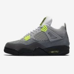 Air Jordan 4 Retro SE Neon 95 CT5342-007 - グレーとネオンのアクセント グレーとネオンの Air Jordan 4 Retro SE Neon 95 CT5342-007 スニーカー