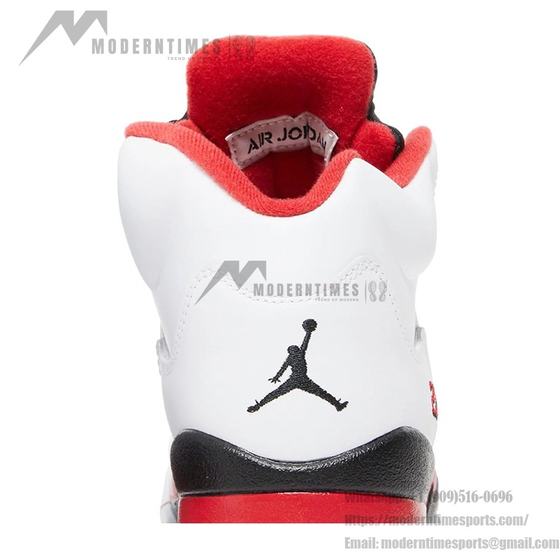 Air Jordan 5 レトロ 440888-120 白いレザーと透明ソールのファイヤーレッドスニーカー