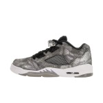 Air Jordan 5 Retro Low GG 819951-003 メタリックカモスニーカー、反射タン＆クリアソール