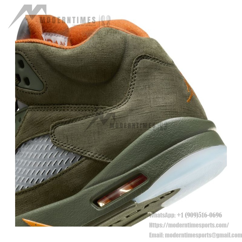 Air Jordan 5 Retro DD0587-308 オリーブグリーンのスエードスニーカー、オレンジのアクセントとリフレクティブタン