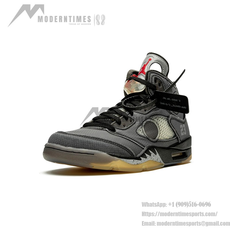 Air Jordan 5 Retro x Off-White CT8480-001 グレースエードスニーカー、反射シュータンと半透明ソール付き