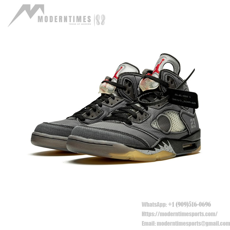 Air Jordan 5 Retro x Off-White CT8480-001 グレースエードスニーカー、反射シュータンと半透明ソール付き