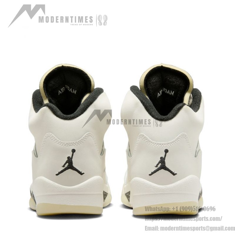 Air Jordan 5 SE レトロ FN7405-100 オフホワイトレザー、斑点入りミッドソール