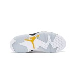 Air Jordan 6 Retro 'Yellow Ochre' – 鮮やかでダイナミックなスニーカー Air Jordan 6 Retro 'Yellow Ochre' CT8529-170 – プレミアムなホワイト&イエロースニーカー